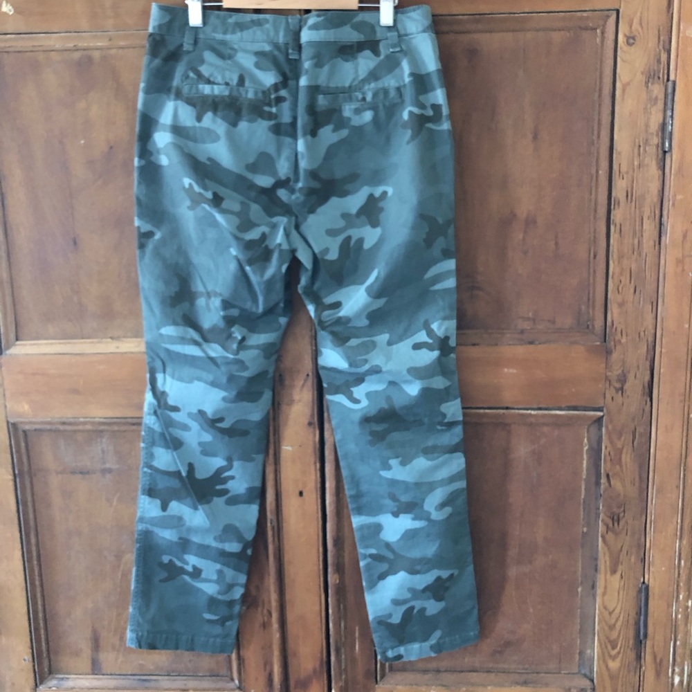 GAP Girlfriend Chinos - Picture 3 of 10